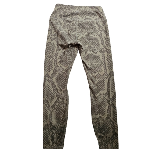 Varley Snake Print High Rise Leggings in Small - Picture 4 of 5